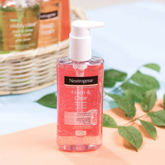 Neutrogena Fresh & Clear Facial Wash 200Ml - YehChez.pk