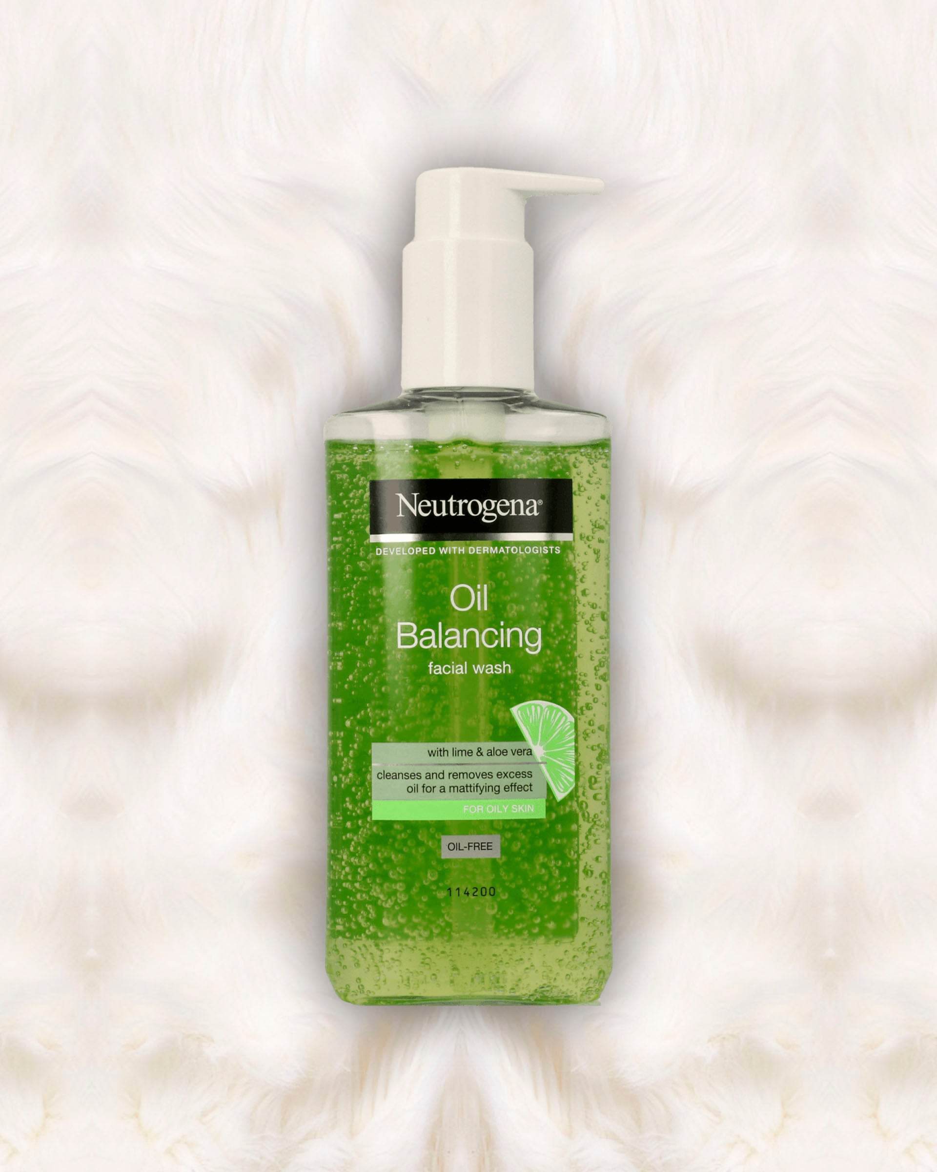 Neutrogena Oil Balancing Facial Wash 200ml - YehChez.pk